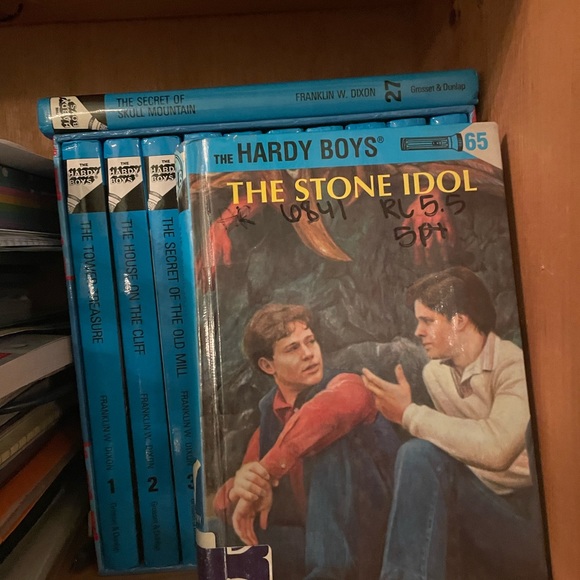Hardy Boys Book Collection - Picture 2 of 2